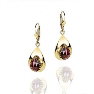 Rafael Jewelry Designer Drop 14k Yellow Gold Earrings with Garnet Stone Brincos