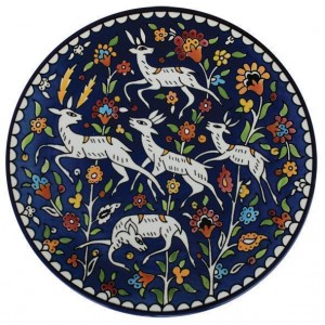 Armenian Ceramic Plate with Sprinting Gazelles & Flowers Cerâmica Armênia
